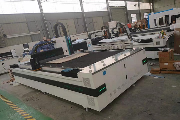 How Much Is CNC Laser Cutting Machine 1325?
